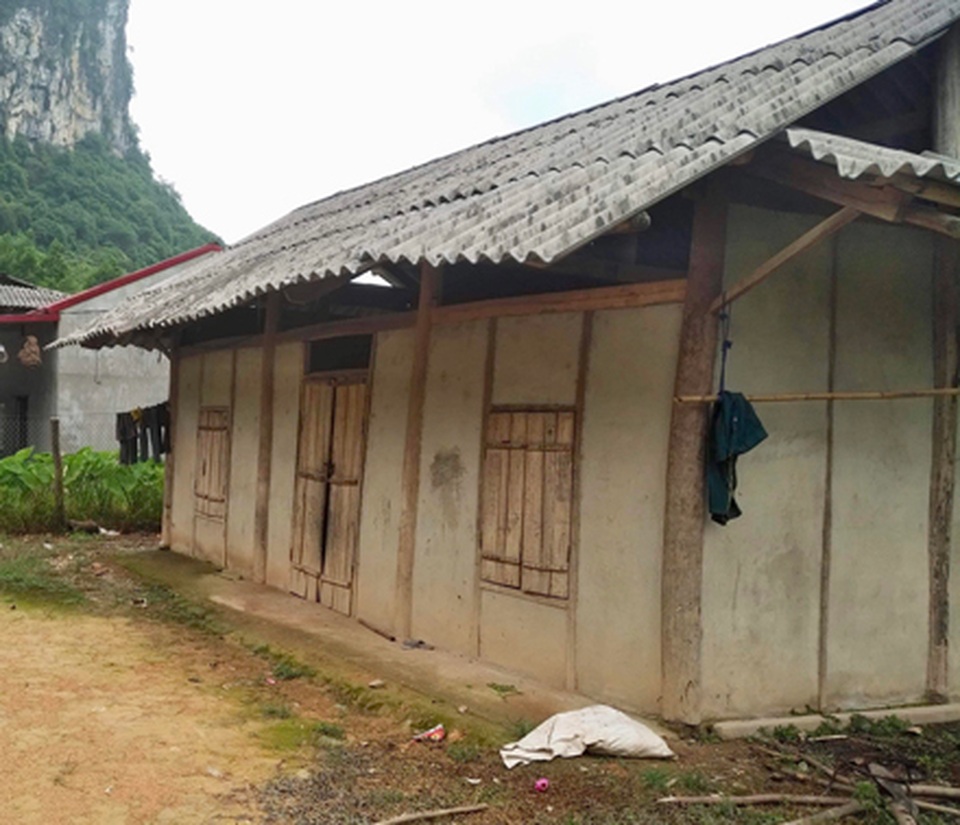 Người dân lũ lượt “chạy trốn” khỏi khu tái định cư: “Các ông làm dự án có biết không?” - 4 Người dân lũ lượt “chạy trốn” khỏi khu tái định cư: “Các ông làm dự án có biết không?” - 4