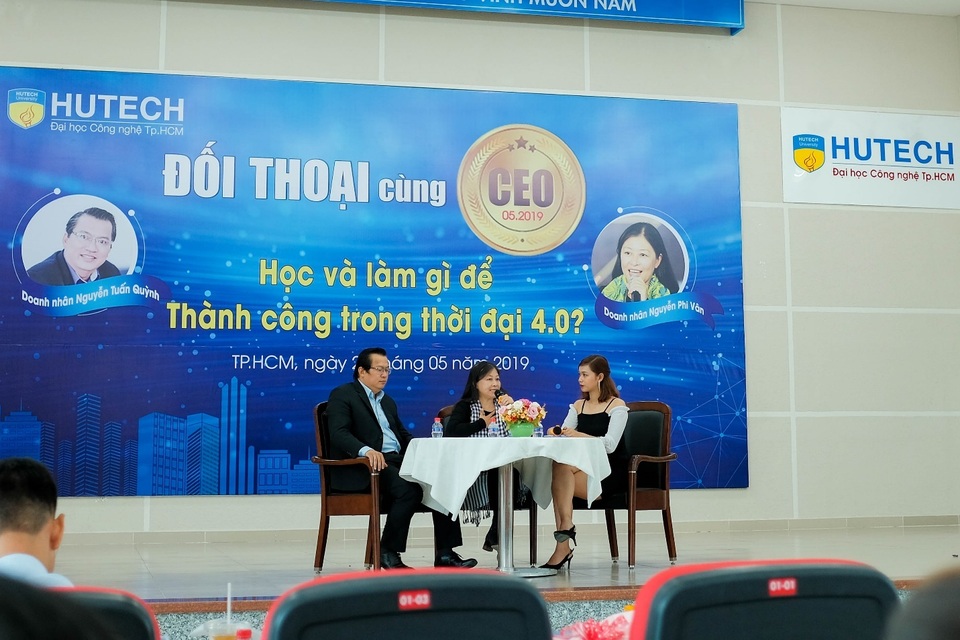 Học từ doanh nghiệp, sinh viên HUTECH giàu kinh nghiệm ngay trước khi ra trường - 2 Học từ doanh nghiệp, sinh viên HUTECH giàu kinh nghiệm ngay trước khi ra trường - 2