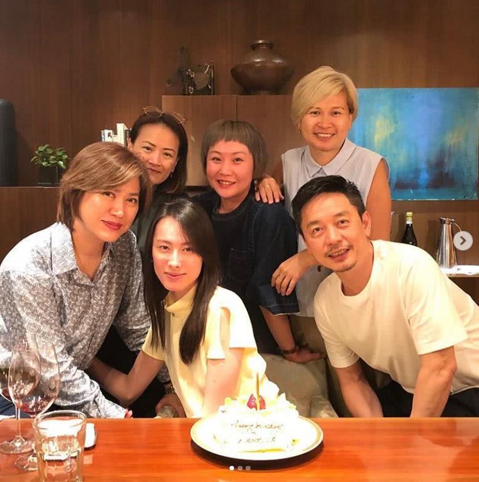 Lương Lạc Thi làm mẹ đơn thân sau khi giấc mơ “Nàng Lọ Lem” tan vỡ - 2 Lương Lạc Thi làm mẹ đơn thân sau khi giấc mơ “Nàng Lọ Lem” tan vỡ - 2