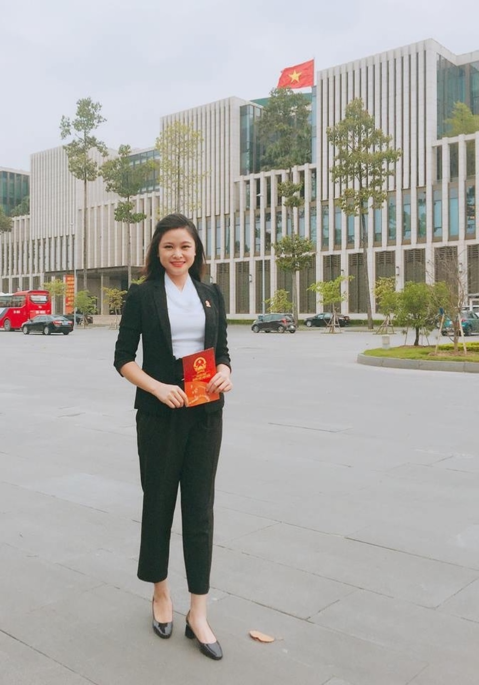 BTV thời sự không tuổi Khánh Ly từng bị đe doạ khi viết điều tra - 11 BTV thời sự không tuổi Khánh Ly từng bị đe doạ khi viết điều tra - 11
