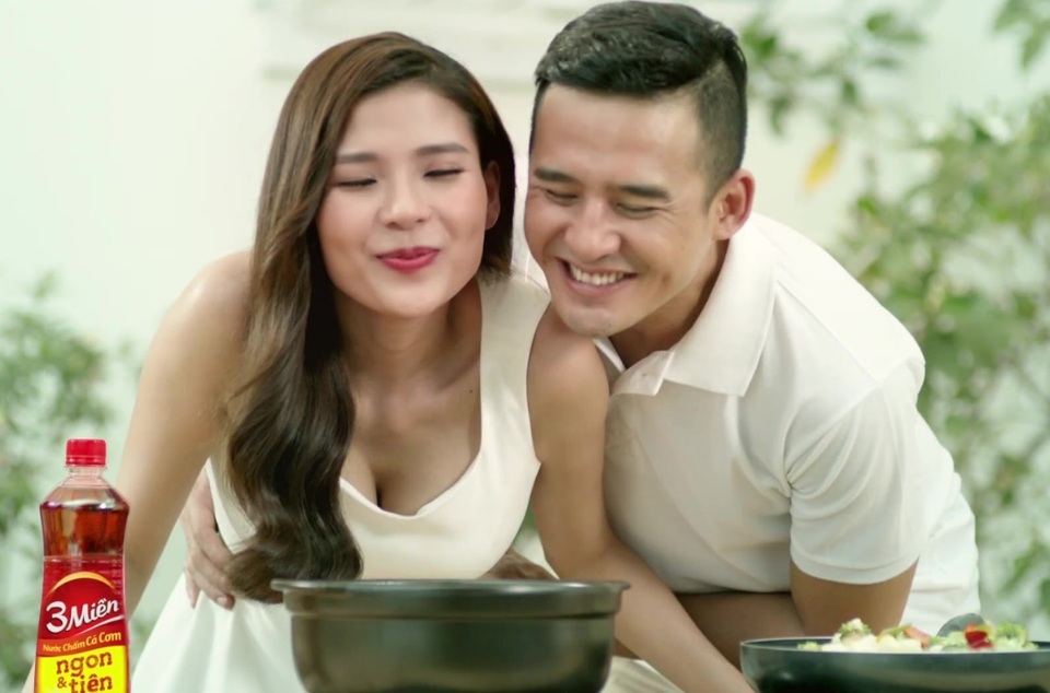 Thúy Diễm đã nấu ăn là phải dùng nước chấm 3 Miền - 1 Thúy Diễm đã nấu ăn là phải dùng nước chấm 3 Miền - 1