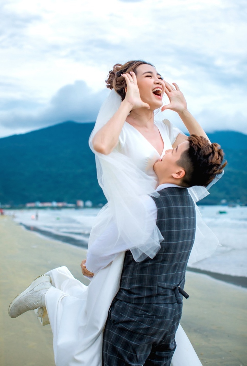 Tiết lộ về đám cưới đồng giới của Á quân Solo cùng Bolero và đạo diễn triệu view - 9 Tiết lộ về đám cưới đồng giới của Á quân Solo cùng Bolero và đạo diễn triệu view - 9