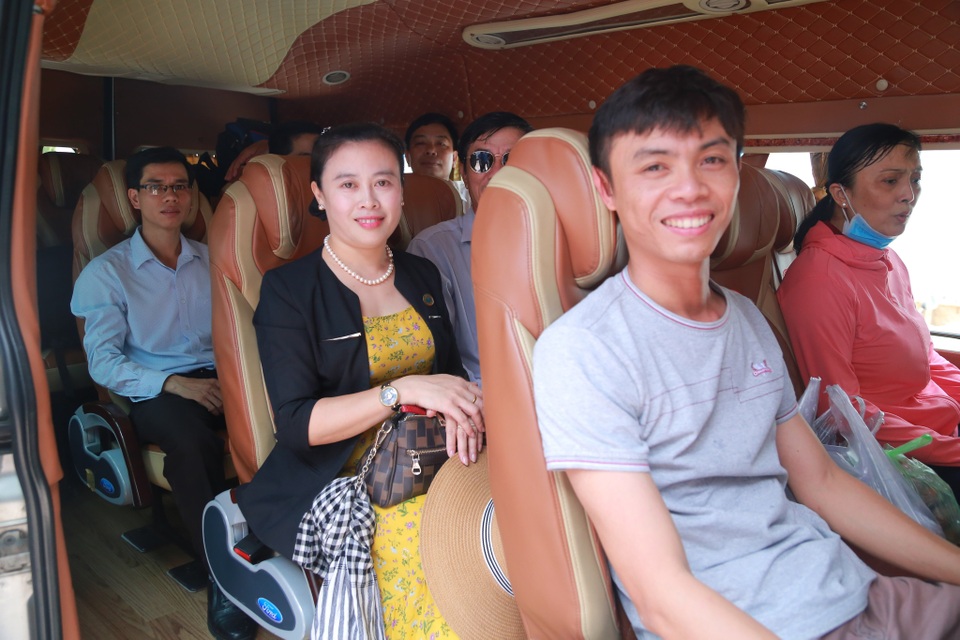 Giảng viên các trường ĐH bắt đầu về tỉnh coi thi - 3 Giảng viên các trường ĐH bắt đầu về tỉnh coi thi - 3