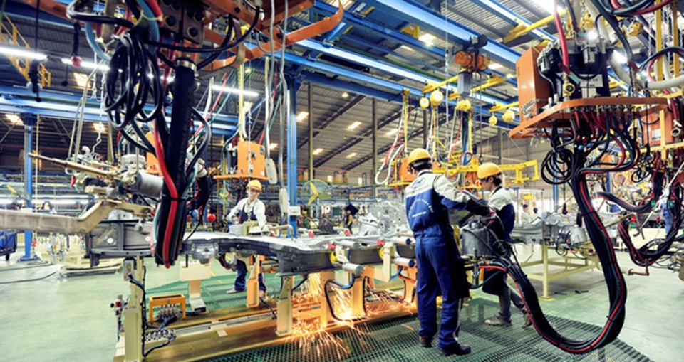 Xe Việt được biệt đãithuế phí, giá xe Việt có rẻ đi như kỳ vọng? - 8 Xe Việt được biệt đãithuế phí, giá xe Việt có rẻ đi như kỳ vọng? - 8