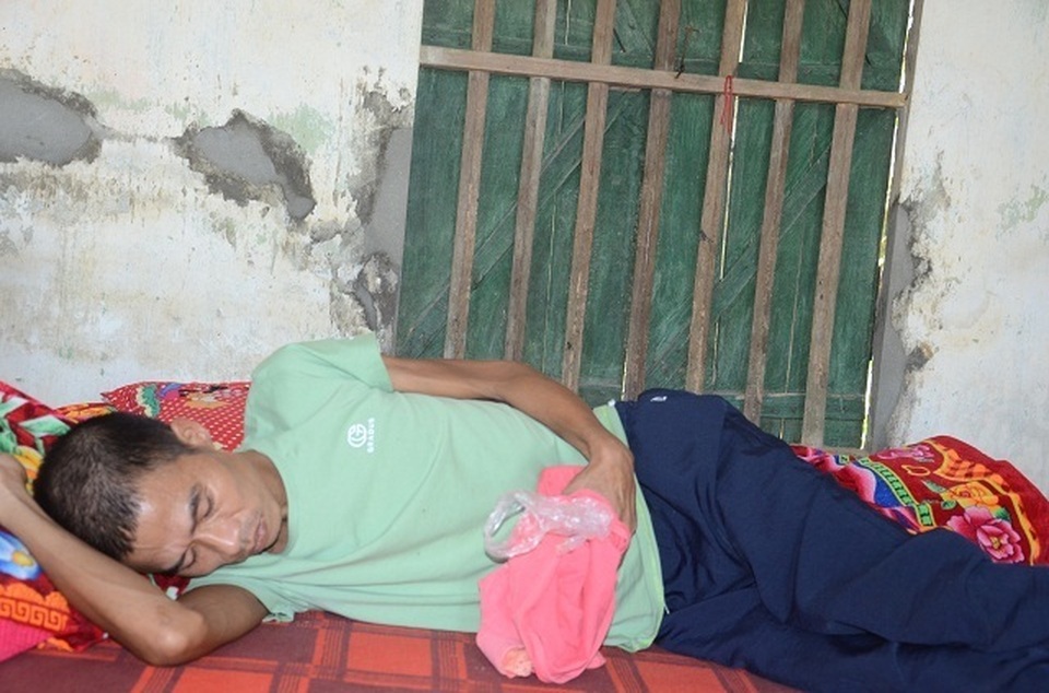 Lời khẩn cầu của người cha ung thư: Mong các bác cho con có hộp sữa là mãn nguyện rồi! - 2 Lời khẩn cầu của người cha ung thư: Mong các bác cho con có hộp sữa là mãn nguyện rồi! - 2