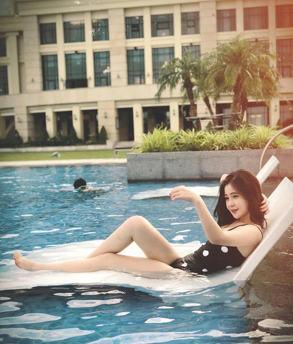 2 hot girl Đà Nẵng mặt xinh như búp bê, thân hình rực lửa - 8 2 hot girl Đà Nẵng mặt xinh như búp bê, thân hình rực lửa - 8