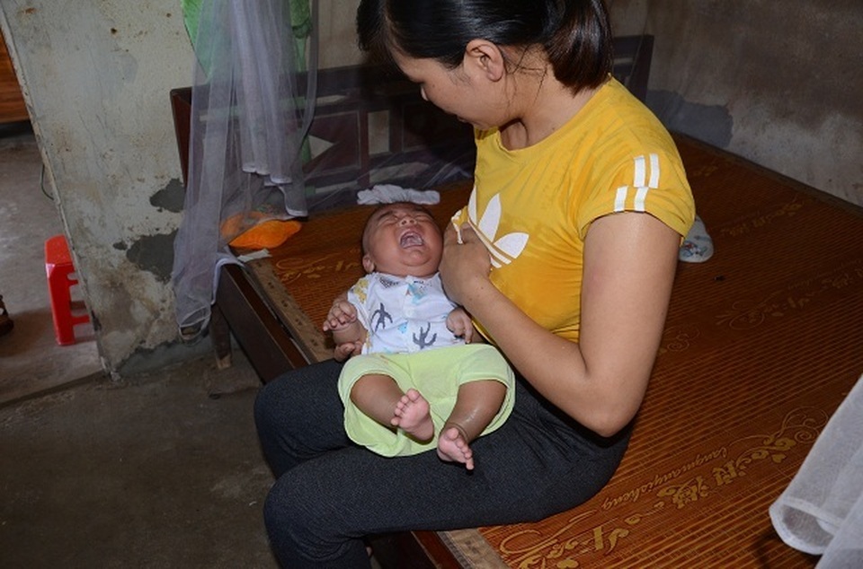 Lời khẩn cầu của người cha ung thư: Mong các bác cho con có hộp sữa là mãn nguyện rồi! - 10 Lời khẩn cầu của người cha ung thư: Mong các bác cho con có hộp sữa là mãn nguyện rồi! - 10