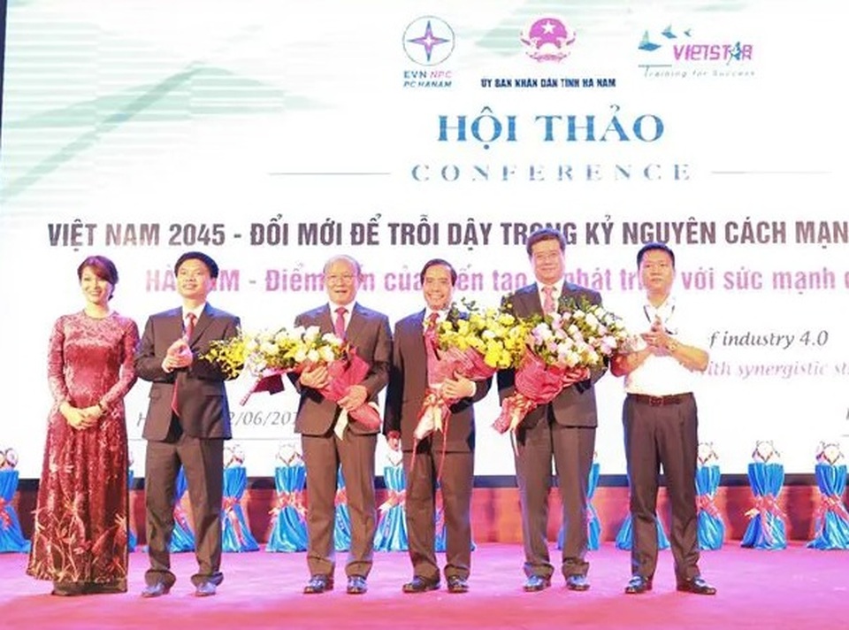 Học cách kiến tạo sức mạnh Việt Nam từ chiến thuật dùng người của HLV Park Hang Seo - 2 Học cách kiến tạo sức mạnh Việt Nam từ chiến thuật dùng người của HLV Park Hang Seo - 2