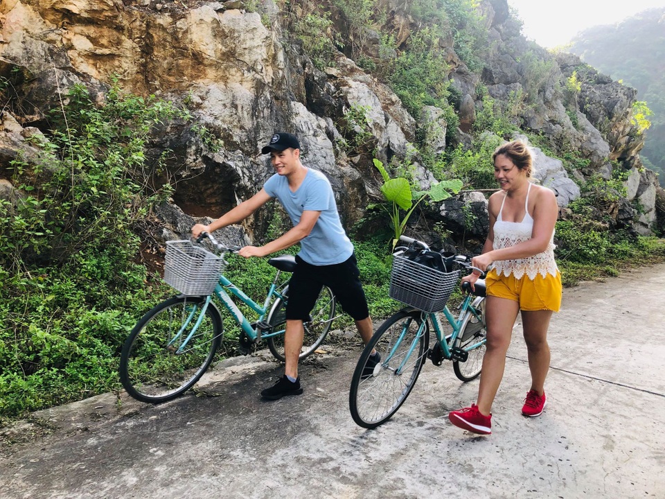Khám phá Việt Hải – làng chài thơ mộng ít người biết ở đảo Cát Bà - 7 Khám phá Việt Hải – làng chài thơ mộng ít người biết ở đảo Cát Bà - 7