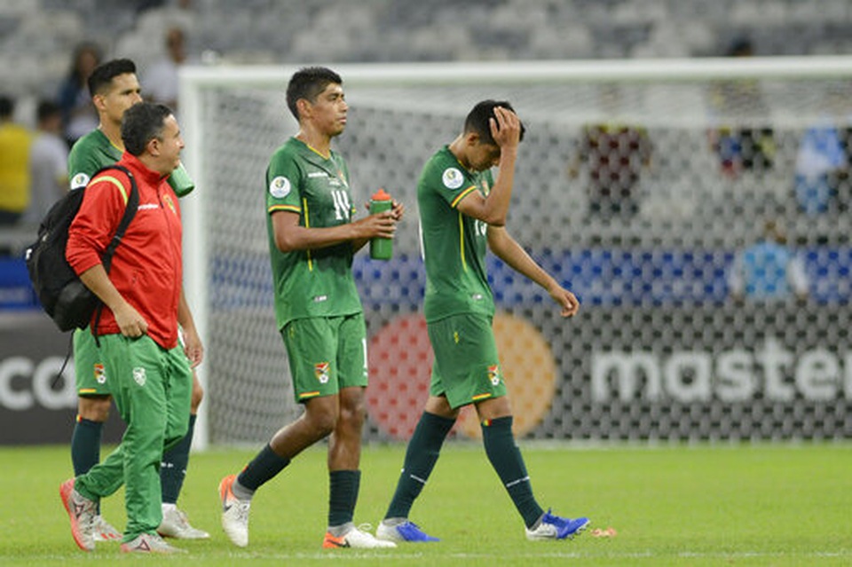 Hạ gục Bolivia, Venezuela theo chân Brazil vào tứ kết - 3 Hạ gục Bolivia, Venezuela theo chân Brazil vào tứ kết - 3
