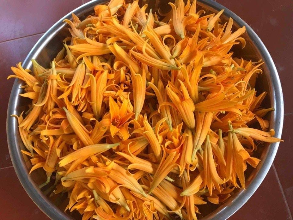 Chất chơi dân Việt, ăn cua Úc 3 triệu đồng/con, ngủ giường hoàng gia Anh 6 tỷ đồng - 5 Chất chơi dân Việt, ăn cua Úc 3 triệu đồng/con, ngủ giường hoàng gia Anh 6 tỷ đồng - 5