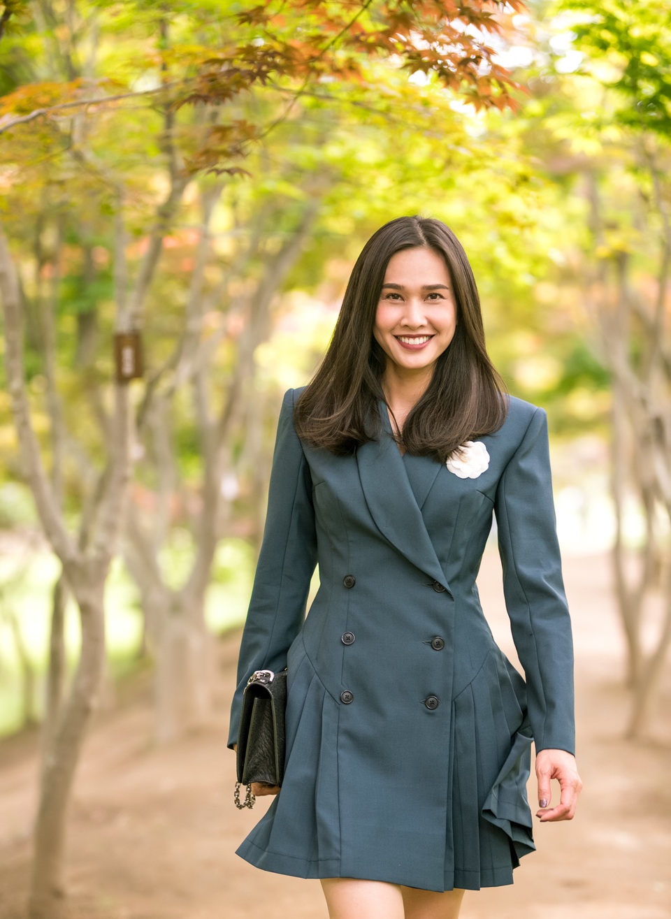 Hà Kiều Anh lão hoá ngược trẻ như chị em song sinh với Dương Mỹ Linh - 5 Hà Kiều Anh lão hoá ngược trẻ như chị em song sinh với Dương Mỹ Linh - 5
