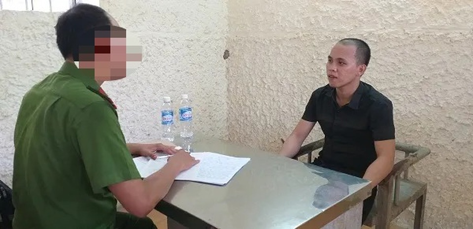 Hành trình đánh sập đường dây buôn lậu “khủng” thu hàng chục xe hạng sang - 1 Hành trình đánh sập đường dây buôn lậu “khủng” thu hàng chục xe hạng sang - 1
