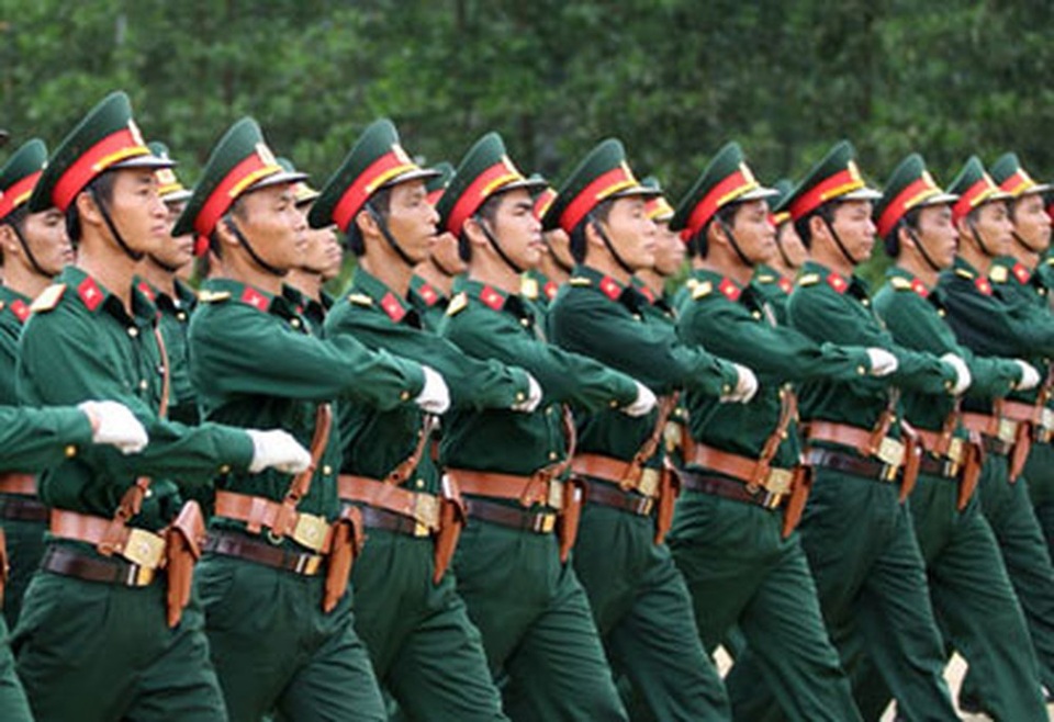 Hướng dẫn thực hiện mức lương cơ sở đối với công chức, viên chức quốc phòng - 1