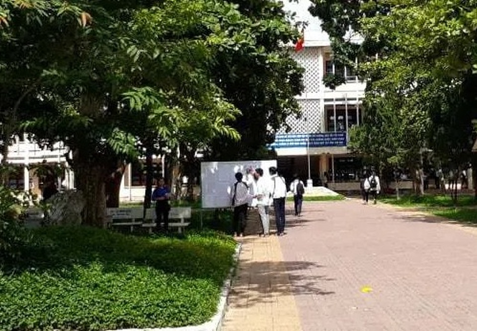 Kon Tum: Hỗ trợ gần 270 triệu đồng cho thí sinh khó khăn - 1 Kon Tum: Hỗ trợ gần 270 triệu đồng cho thí sinh khó khăn - 1