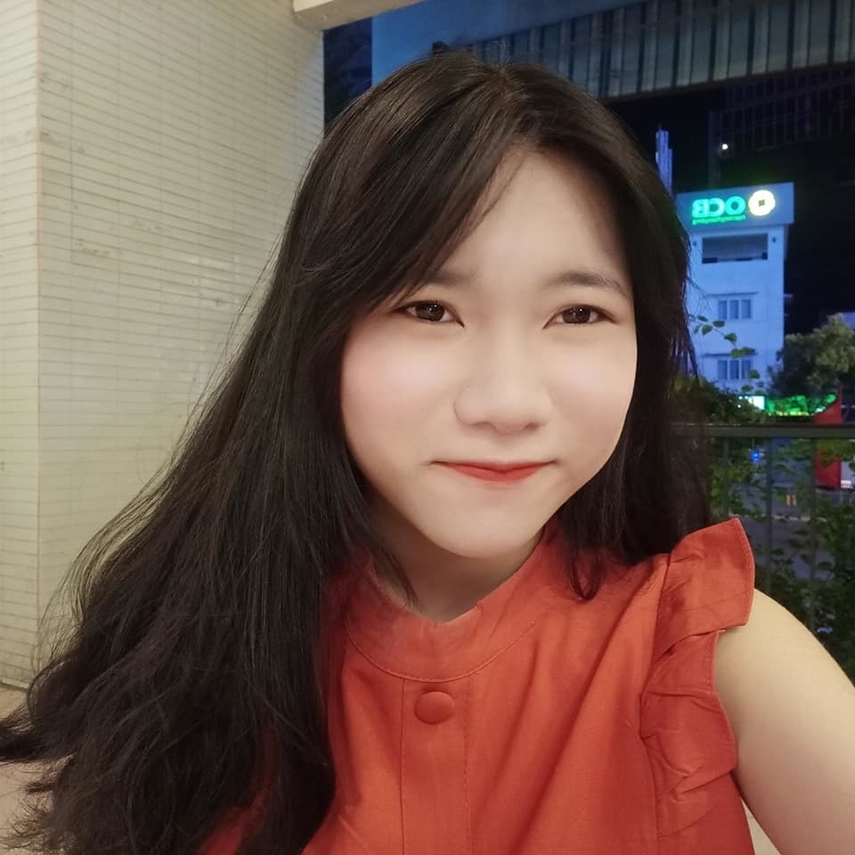 Nữ sinh lớp 10 bị khán giả vây kín vì ca cải lương quá xuất thần - 7 Nữ sinh lớp 10 bị khán giả vây kín vì ca cải lương quá xuất thần - 7