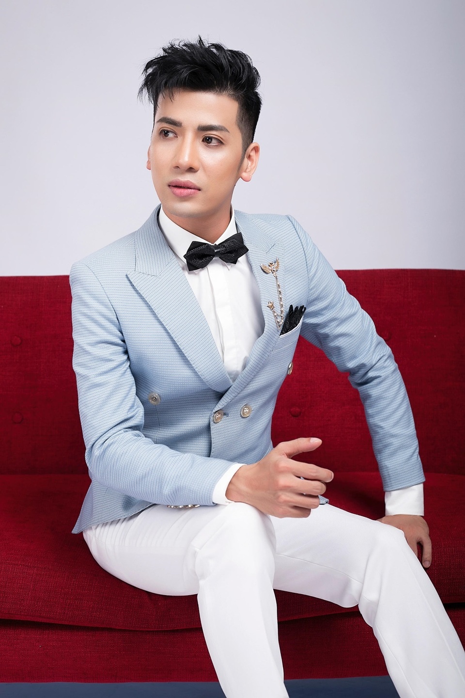 Ca sĩ đất Quảng Bình -Trần Nguyên Thắng khiến khán giả rơi lệ vì ca khúc cộng đồng - 3 Ca sĩ đất Quảng Bình -Trần Nguyên Thắng khiến khán giả rơi lệ vì ca khúc cộng đồng - 3