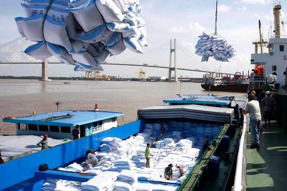 Trung Quốc giảm nhập, xuất khẩu gạo của Việt Nam trở nên khó khăn - 1 Trung Quốc giảm nhập, xuất khẩu gạo của Việt Nam trở nên khó khăn - 1