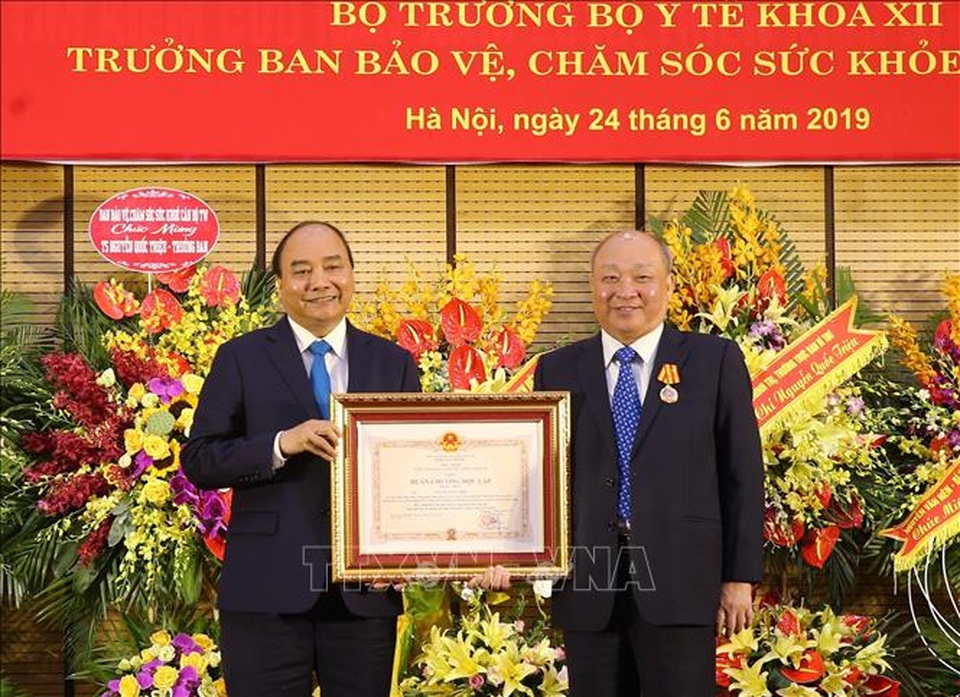 Thủ tướng dự lễ trao Huân chương Độc lập hạng Nhất cho Tiến sỹ, bác sỹ Nguyễn Quốc Triệu - 1 Thủ tướng dự lễ trao Huân chương Độc lập hạng Nhất cho Tiến sỹ, bác sỹ Nguyễn Quốc Triệu - 1