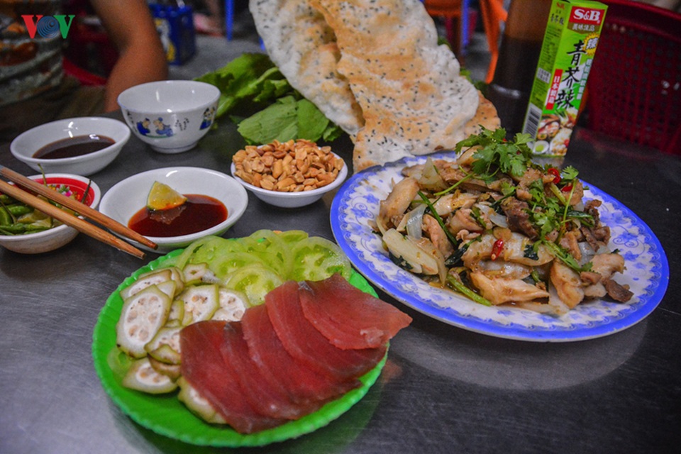 Mùa hè xanh ngắt ở xứ “hoa vàng, cỏ xanh” - 14 Mùa hè xanh ngắt ở xứ “hoa vàng, cỏ xanh” - 14