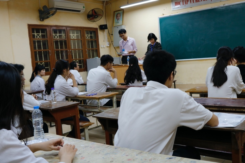 Thí sinh đến sớm, xem lại bài trước môn thi đầu THPT quốc gia 2019 - 11 Thí sinh đến sớm, xem lại bài trước môn thi đầu THPT quốc gia 2019 - 11