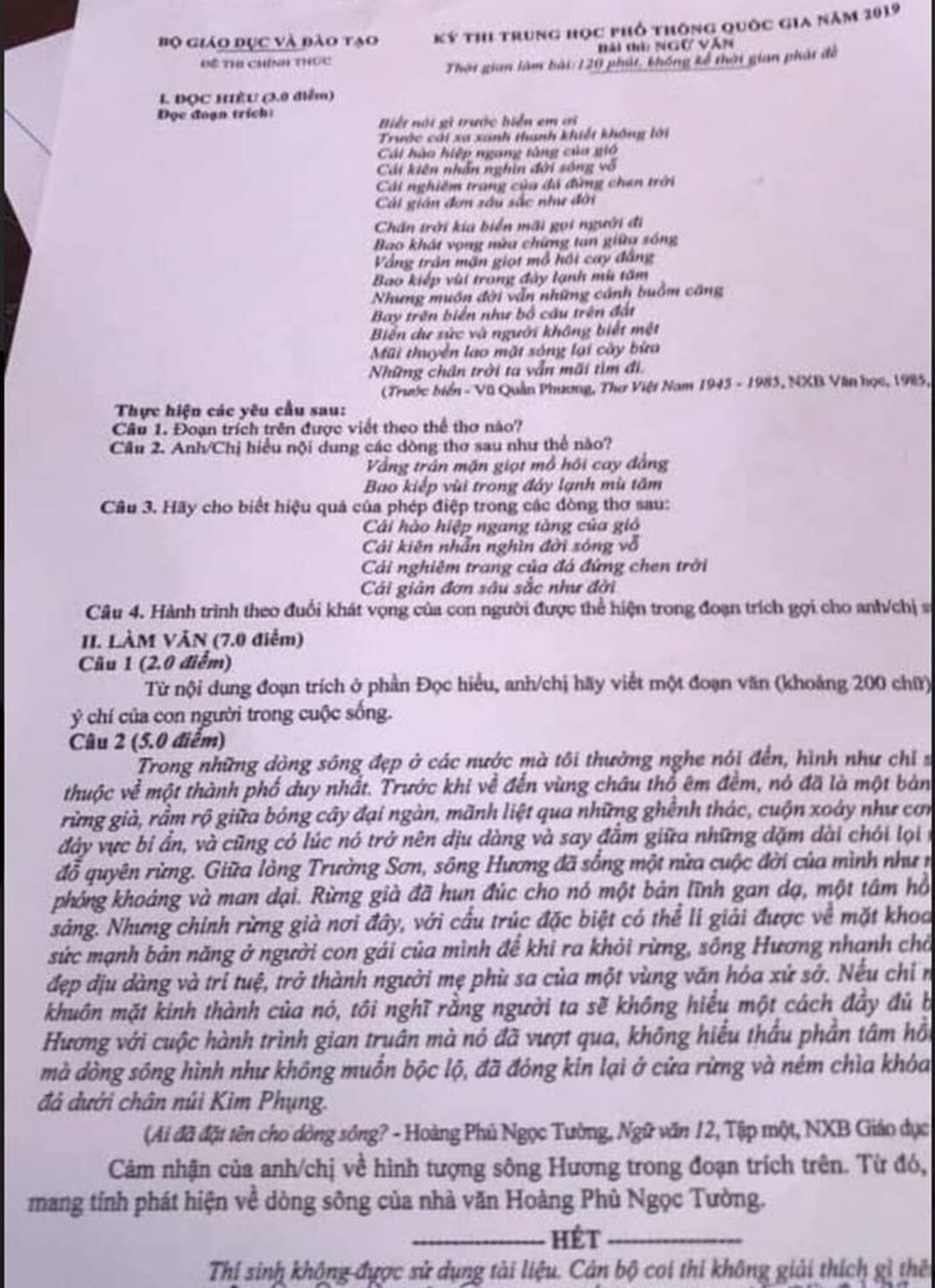Đen Vâu ‘soán ngôi’ top 1 trending của ‘cô Mị’ nhờ đoán trúng đề thi Văn 2019 - 1 Đen Vâu ‘soán ngôi’ top 1 trending của ‘cô Mị’ nhờ đoán trúng đề thi Văn 2019 - 1