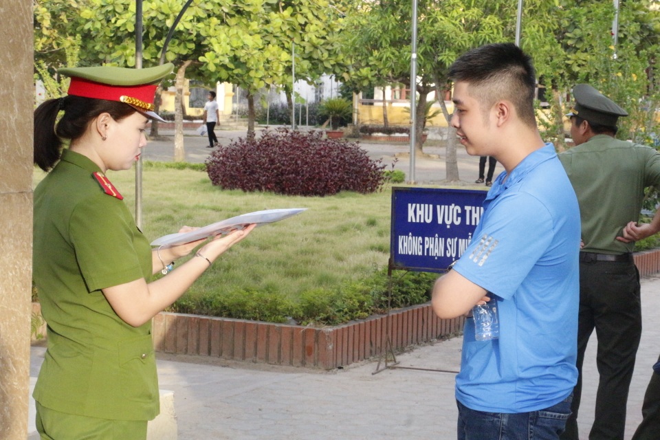 Thí sinh đến sớm, xem lại bài trước môn thi đầu THPT quốc gia 2019 - 22 Thí sinh đến sớm, xem lại bài trước môn thi đầu THPT quốc gia 2019 - 22