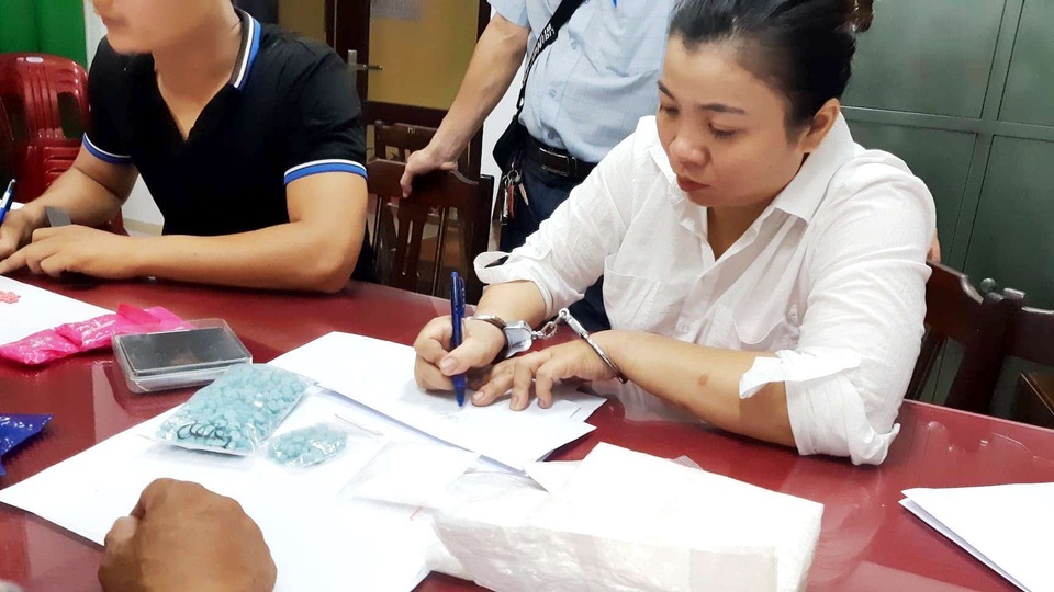 Hành trình giăng lưới bắt vợ chồng xây động “bay, lắc” lớn nhất Huế - 6 Hành trình giăng lưới bắt vợ chồng xây động “bay, lắc” lớn nhất Huế - 6
