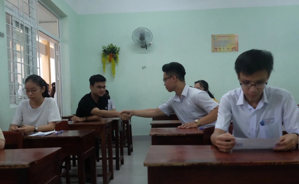 Thí sinh đến sớm, xem lại bài trước môn thi đầu THPT quốc gia 2019 - 29 Thí sinh đến sớm, xem lại bài trước môn thi đầu THPT quốc gia 2019 - 29
