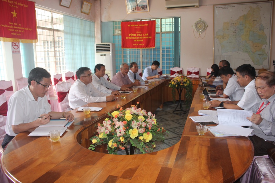 Đoàn công tác Bộ GD-ĐT đánh giá cao công tác thi tại tỉnh Gia Lai - 1 Đoàn công tác Bộ GD-ĐT đánh giá cao công tác thi tại tỉnh Gia Lai - 1