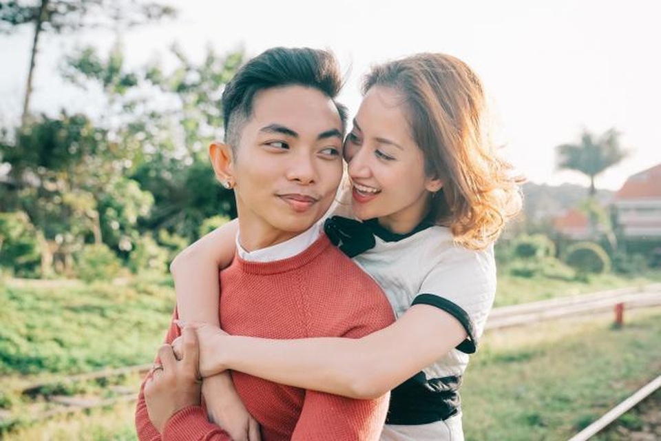 Những cặp đôi sao Việt vượt qua dư luận để đến với nhau - 6 Những cặp đôi sao Việt vượt qua dư luận để đến với nhau - 6