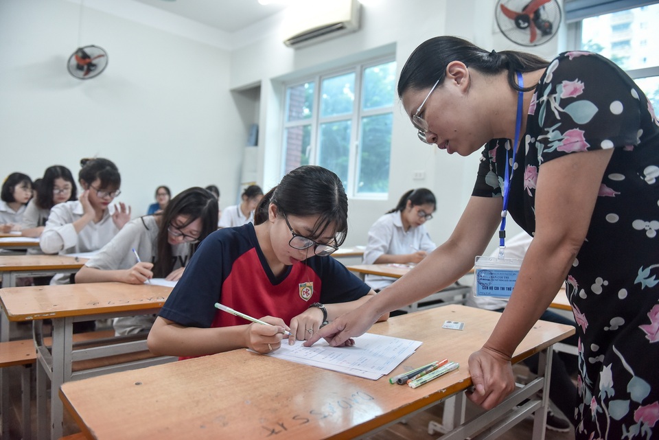 Thí sinh đến sớm, xem lại bài trước môn thi đầu THPT quốc gia 2019 - 4 Thí sinh đến sớm, xem lại bài trước môn thi đầu THPT quốc gia 2019 - 4