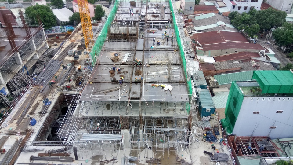 Giá đất cao, người thu nhập trung bình càng khó sở hữu chốn an cư - 3 Giá đất cao, người thu nhập trung bình càng khó sở hữu chốn an cư - 3