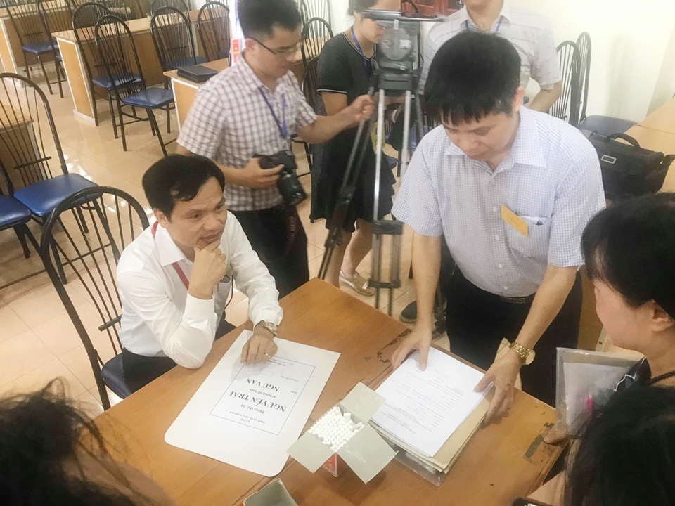 Cục trưởng Mai Văn Trinh: Yêu cầu điểm thi “siết” thiết bị gian lận công nghệ cao - 1 Cục trưởng Mai Văn Trinh: Yêu cầu điểm thi “siết” thiết bị gian lận công nghệ cao - 1