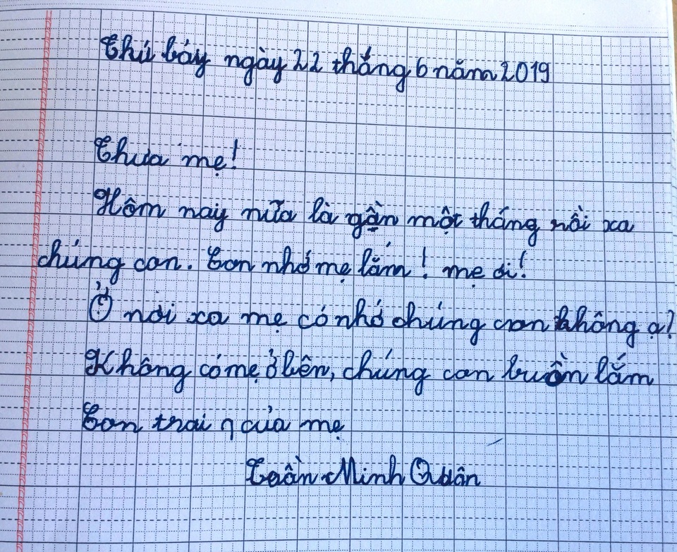 Đẫm nước mắt bức thư của cậu bé lớp một viết gửi người mẹ đã khuất - 7 Đẫm nước mắt bức thư của cậu bé lớp một viết gửi người mẹ đã khuất - 7