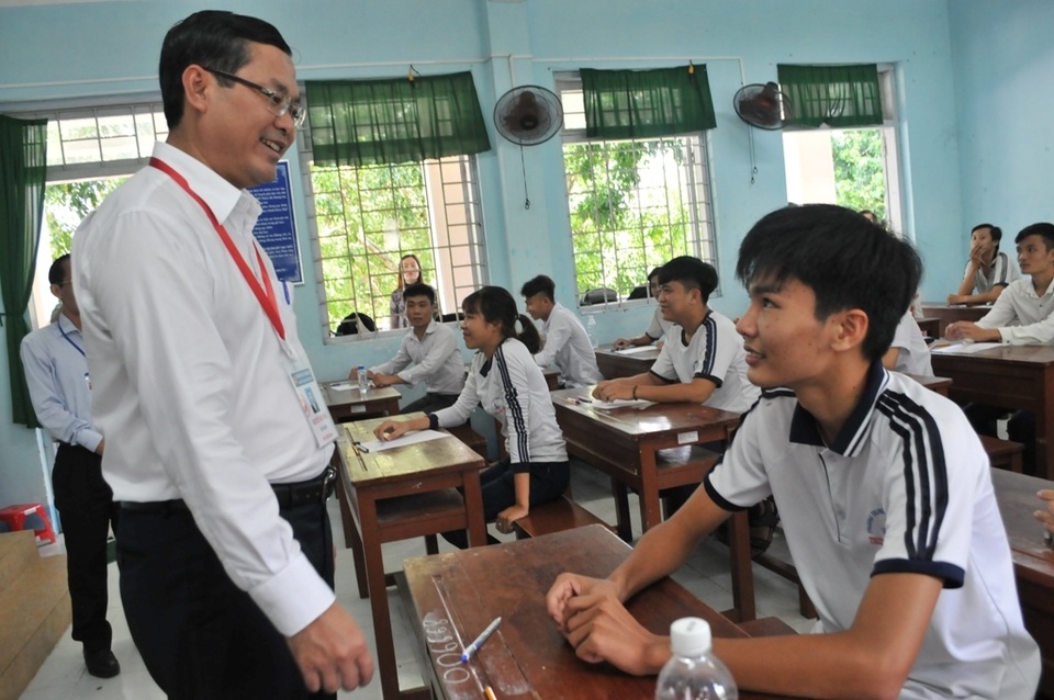 Thứ trưởng Bộ GD-ĐT Nguyễn Văn Phúc: Chú ý công tác coi thi và bảo quản bài thi - 1 Thứ trưởng Bộ GD-ĐT Nguyễn Văn Phúc: Chú ý công tác coi thi và bảo quản bài thi - 1