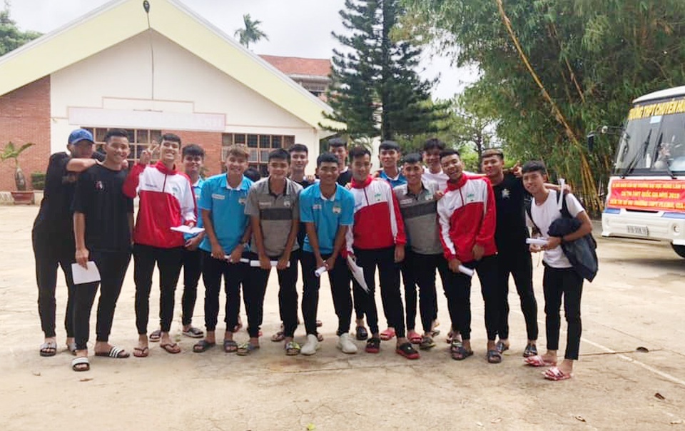 Những cầu thủ CLB Hoàng Anh Gia Lai đi thi THPT quốc gia 2019 - 3 Những cầu thủ CLB Hoàng Anh Gia Lai đi thi THPT quốc gia 2019 - 3