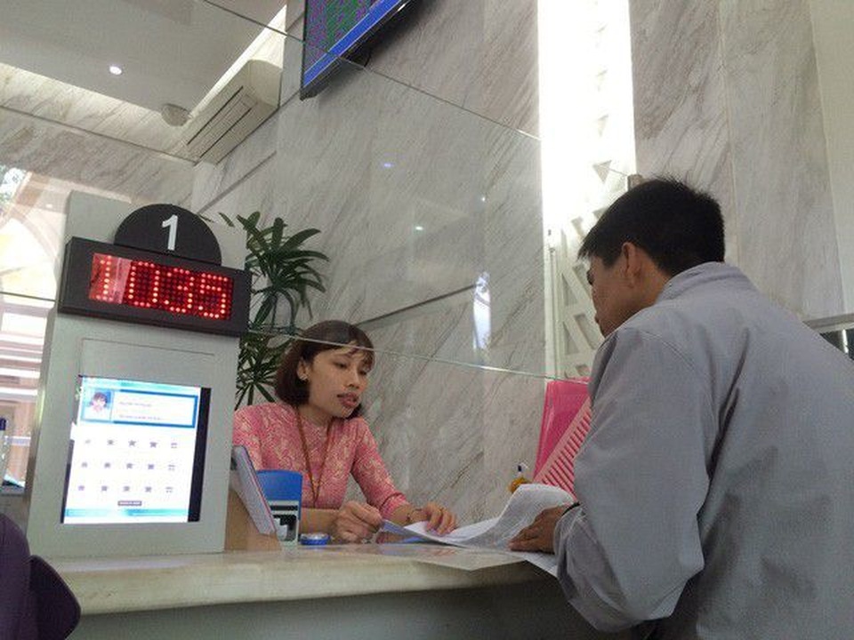 TPHCM: Điều chỉnh cách đánh giá mức thu nhập tăng thêm cho cán bộ - 1 TPHCM: Điều chỉnh cách đánh giá mức thu nhập tăng thêm cho cán bộ - 1