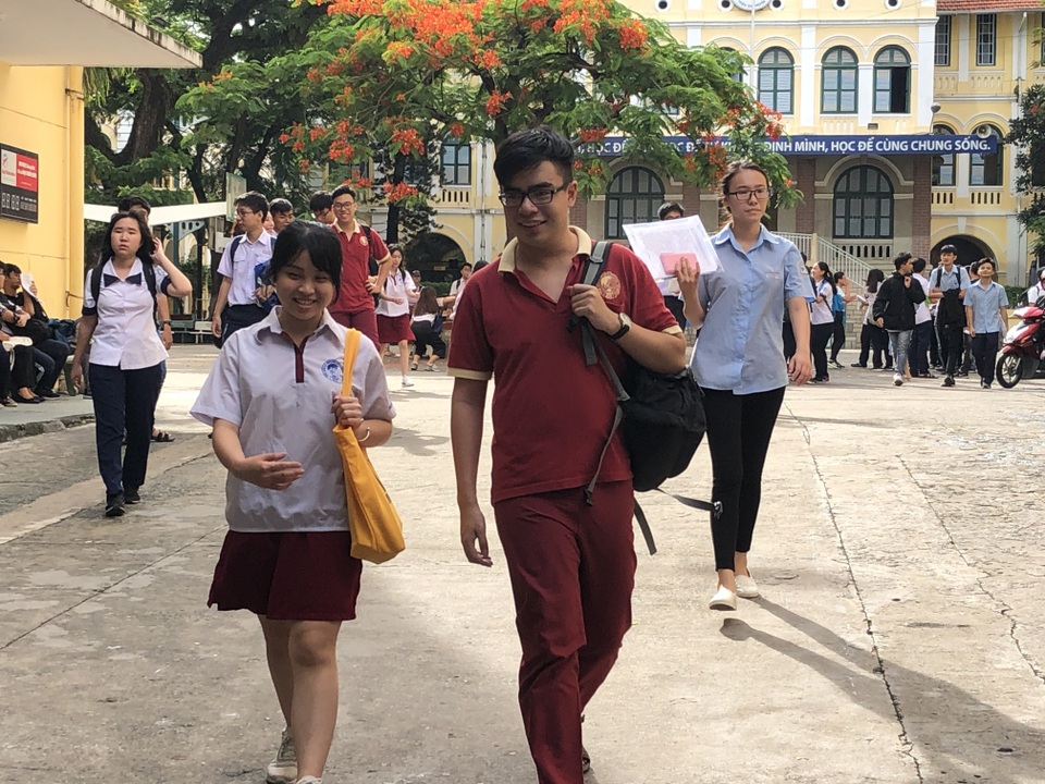 Nhiều thí sinh đã hoàn thành kỳ thi THPT quốc gia 2019 - 7 Nhiều thí sinh đã hoàn thành kỳ thi THPT quốc gia 2019 - 7