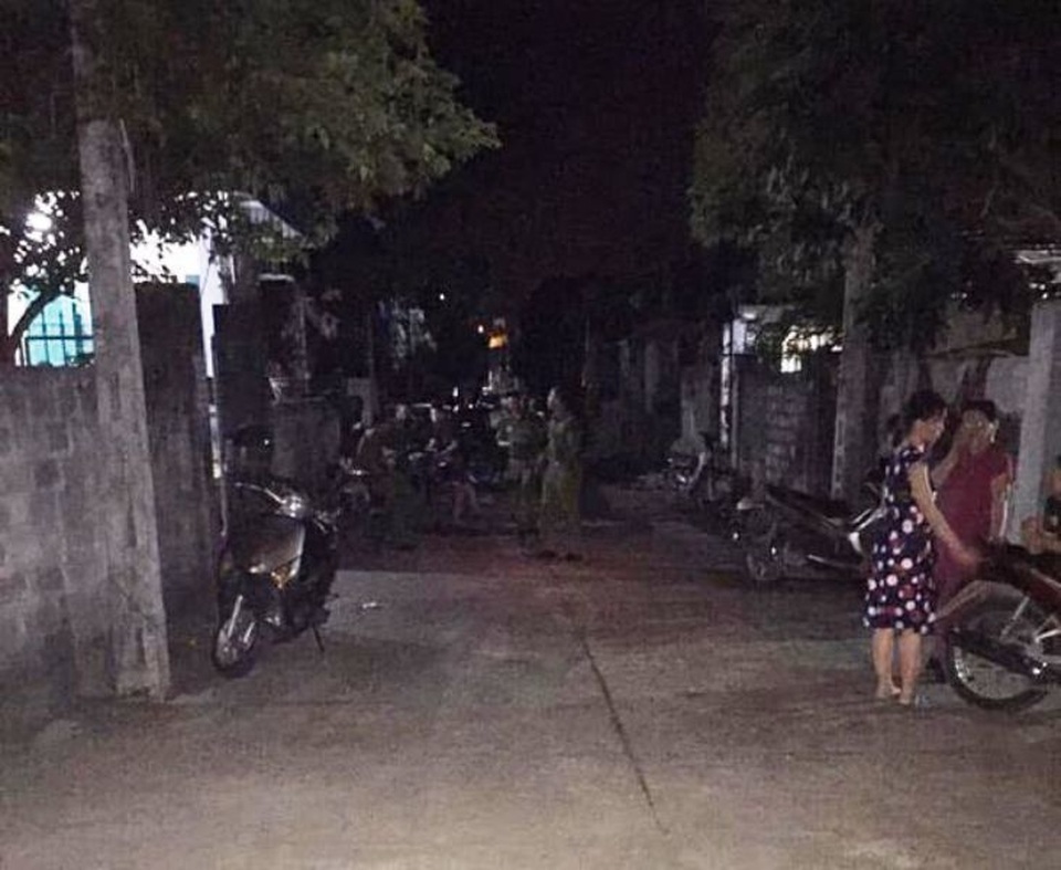 Nghi án chồng sát hại vợ, đốt nhà rồi tự sát - 1 Nghi án chồng sát hại vợ, đốt nhà rồi tự sát - 1
