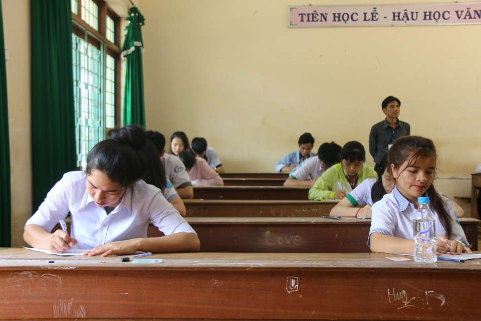 Đề Ngoại ngữ vừa tầm nhưng khó lấy điểm cao - 11 Đề Ngoại ngữ vừa tầm nhưng khó lấy điểm cao - 11