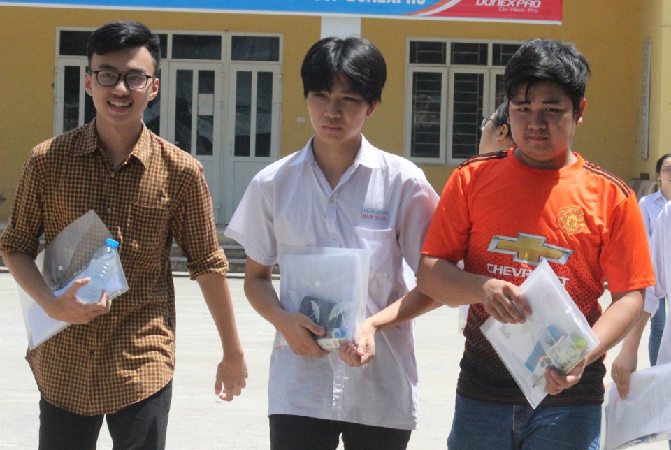 Đề Ngoại ngữ vừa tầm nhưng khó lấy điểm cao - 16 Đề Ngoại ngữ vừa tầm nhưng khó lấy điểm cao - 16