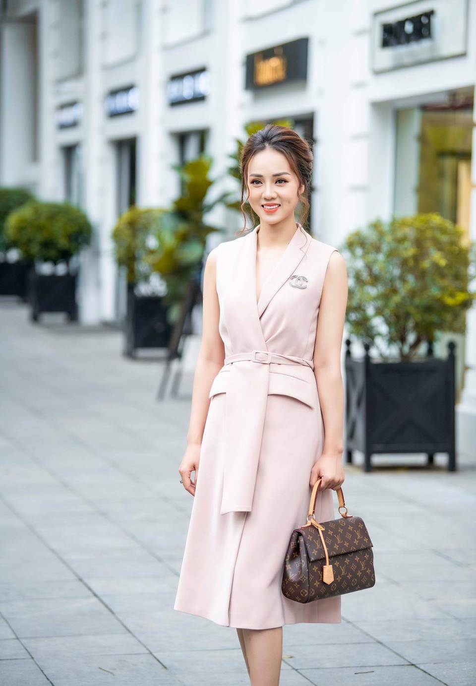 Bạn gái “cô Đẩu” Công Lý nói gì trước tin đồn đang mang bầu? - 11 Bạn gái “cô Đẩu” Công Lý nói gì trước tin đồn đang mang bầu? - 11