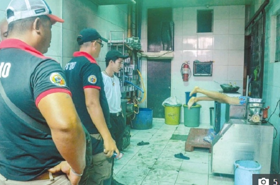 Philippines: Nam thanh niên chết thảm khi bị cuốn vào máy xay thịt - 1 Philippines: Nam thanh niên chết thảm khi bị cuốn vào máy xay thịt - 1