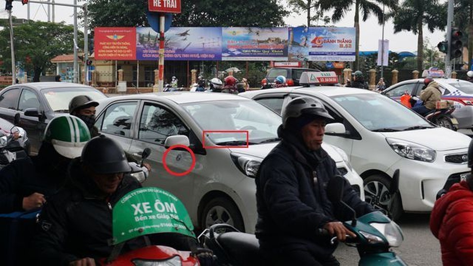 Phó Giám đốc Công an Hà Nội nói về cái khó trong quản lý taxi công nghệ - 4 Phó Giám đốc Công an Hà Nội nói về cái khó trong quản lý taxi công nghệ - 4