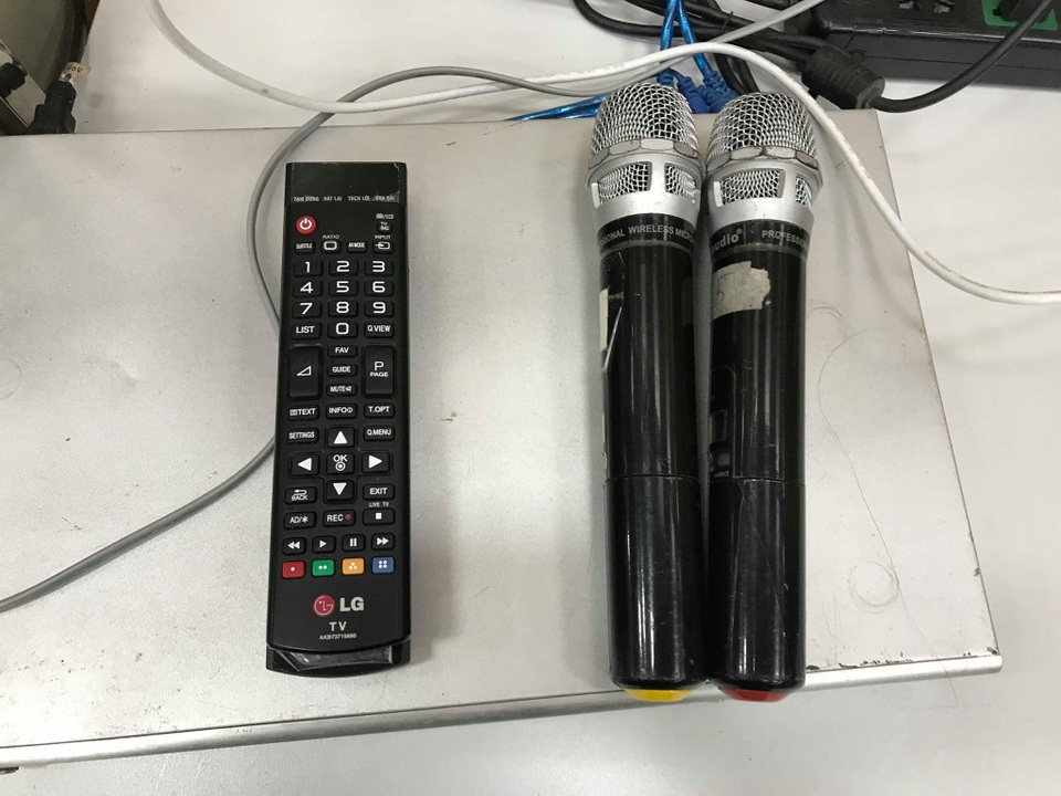 Đột nhập “điểm nóng” in sao đề thi THPT quốc gia: 14 ngày không thấy mặt trời - 16 Đột nhập “điểm nóng” in sao đề thi THPT quốc gia: 14 ngày không thấy mặt trời - 16