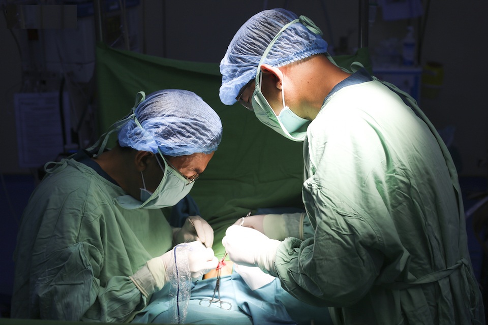 Bé trai 2 tuổi suy dinh dưỡng, nôn ói liên tục vì bệnh lý hiếm gặp - 1 Bé trai 2 tuổi suy dinh dưỡng, nôn ói liên tục vì bệnh lý hiếm gặp - 1