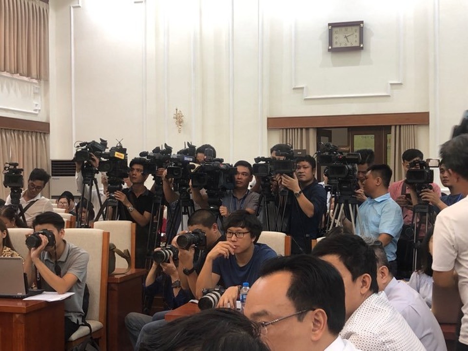 Họp báo nóng thi THPT quốc gia 2019: Chưa thấy hiện tượng gian lận có tổ chức - 3 Họp báo nóng thi THPT quốc gia 2019: Chưa thấy hiện tượng gian lận có tổ chức - 3
