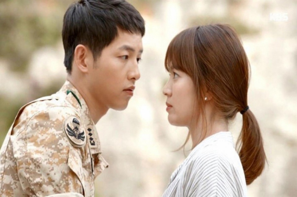 Hình ảnh ngọt ngào của Song Hye Kyo - Song Joong Ki trước khi chia tay - 1 Hình ảnh ngọt ngào của Song Hye Kyo - Song Joong Ki trước khi chia tay - 1