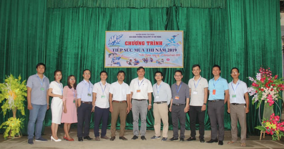 Cán bộ coi thi ĐH Thủy Lợi trích tiền công tác phí ủng hộ điểm thi - 2 Cán bộ coi thi ĐH Thủy Lợi trích tiền công tác phí ủng hộ điểm thi - 2